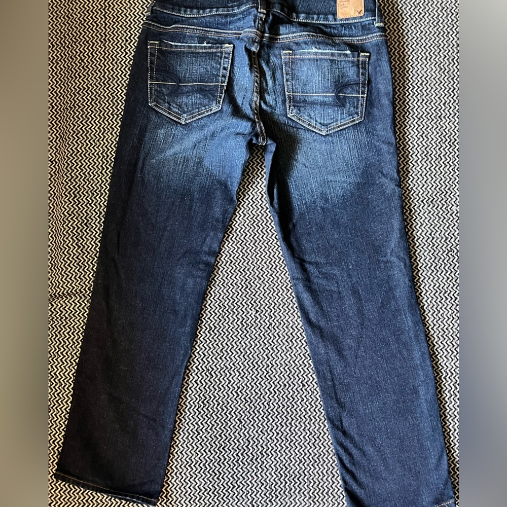 American Eagle dark wash Artist crop stretch jeans - Picture 5 of 8